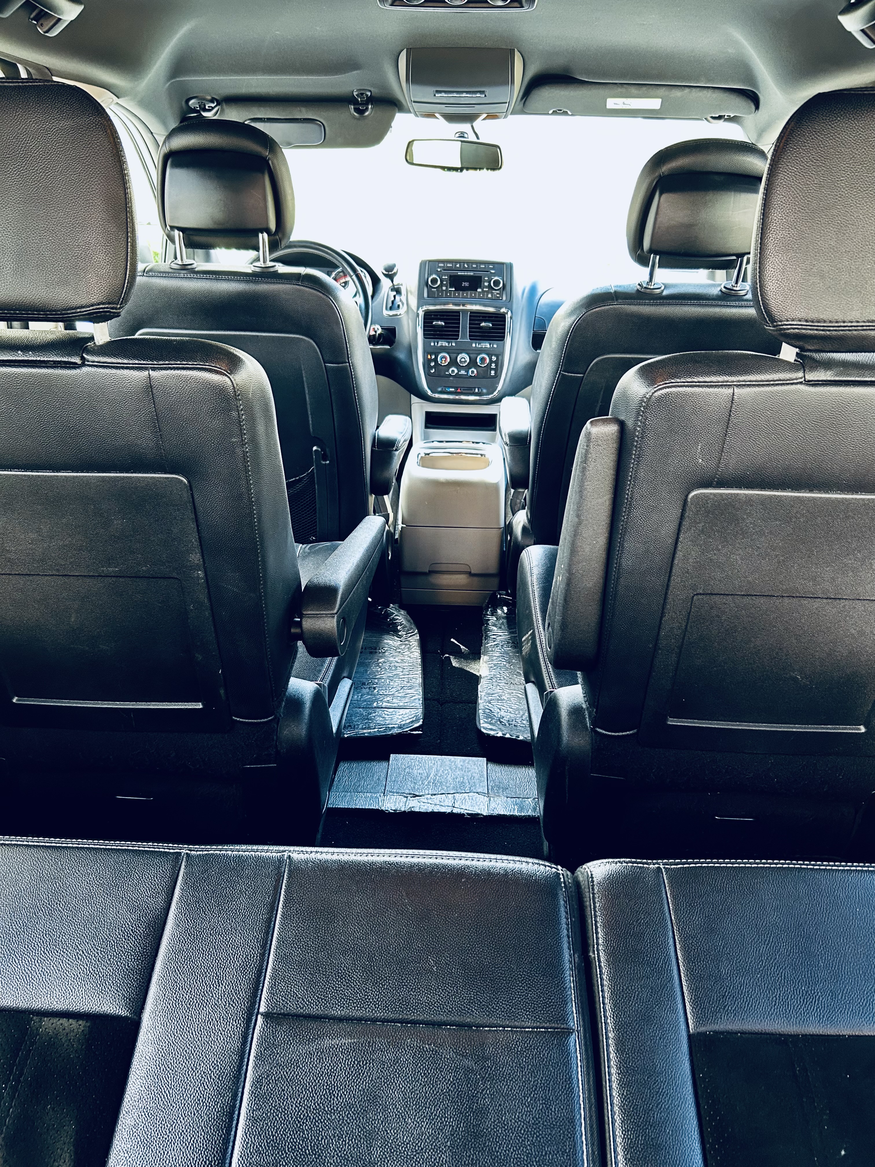 Used 2017 Dodge Grand Caravan SXT FWD image 14