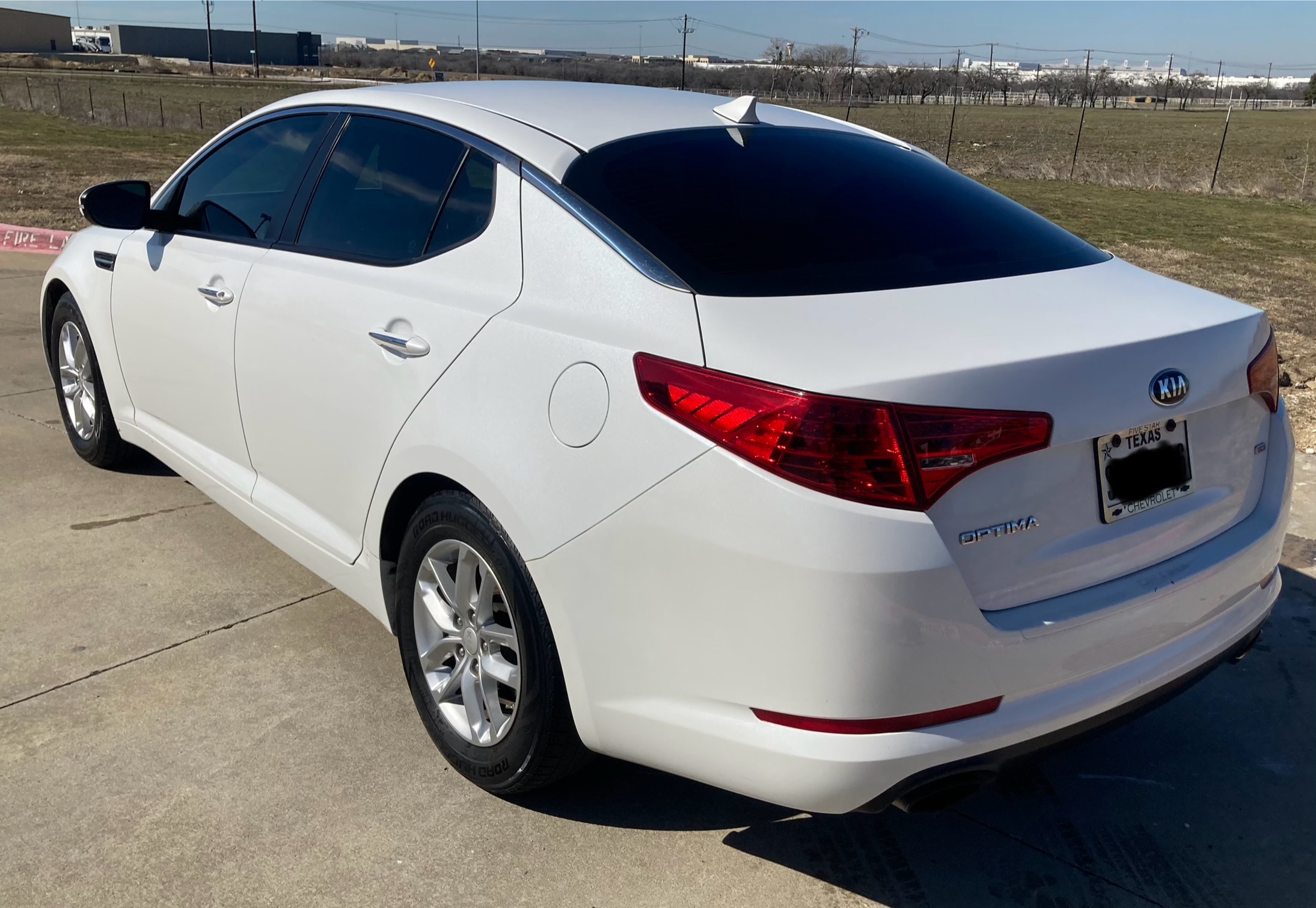 Used 2013 Kia Optima LX FWD image 8