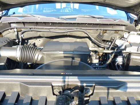 Used 2020 GMC Sierra 2500 SLE w/ SLE Value Package; image 22