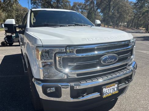 Used 2022 Ford F250 Lariat w/ Lariat Value Package AWD/4WD image 11