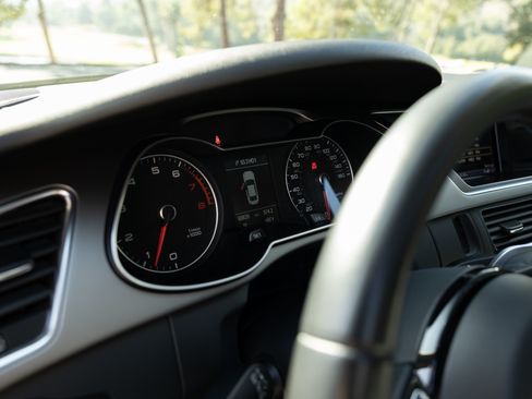 Used 2013 Audi A4 2.0T Premium Plus image 23