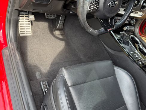 Used 2020 Kia Stinger GT-Line w/ Sun & Sound Package image 25