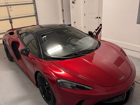 Used 2020 McLaren GT image 5