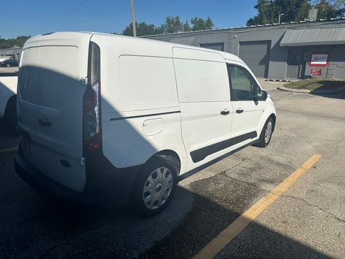 Used 2021 Ford Transit Connect XL image 5