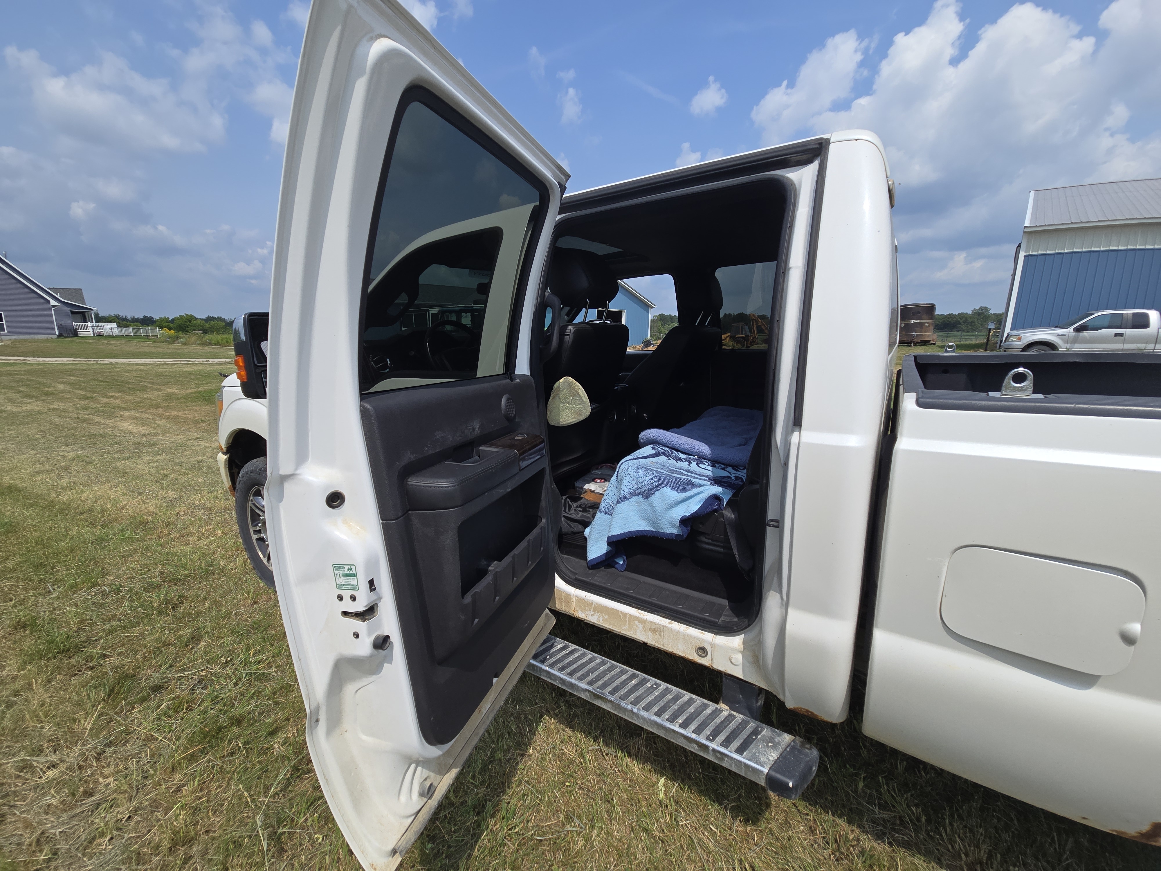 Used 2013 Ford F350 Platinum AWD/4WD image 12