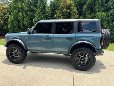 Used 2022 Ford Bronco Wildtrak image 10