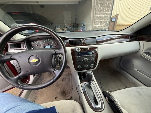 Used 2013 Chevrolet Impala LT image 10