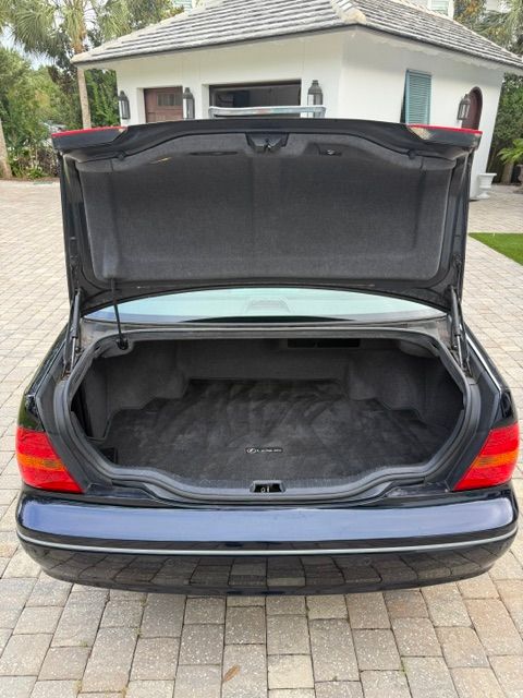 Used 2001 Lexus LS 430 w/ Ultra Luxury Pkg RWD image 17