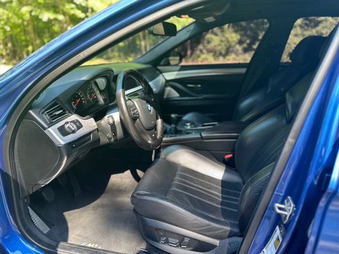 Used 2013 BMW M5 RWD image 18