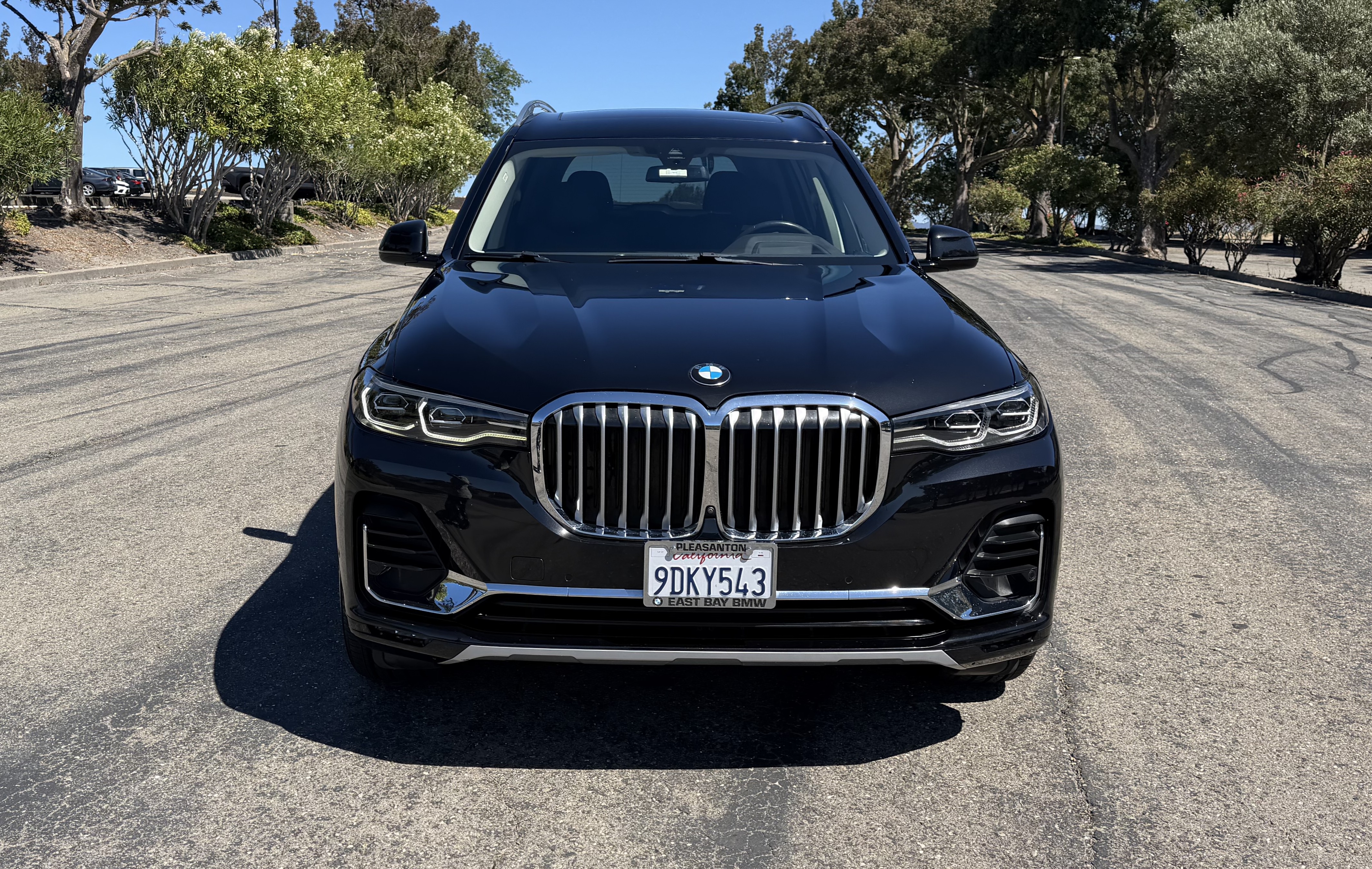 Used 2022 BMW X7 xDrive40i w/ Premium Package AWD/4WD image 1