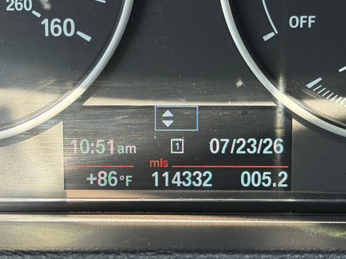 Used 2013 BMW 320i Sedan RWD image 15