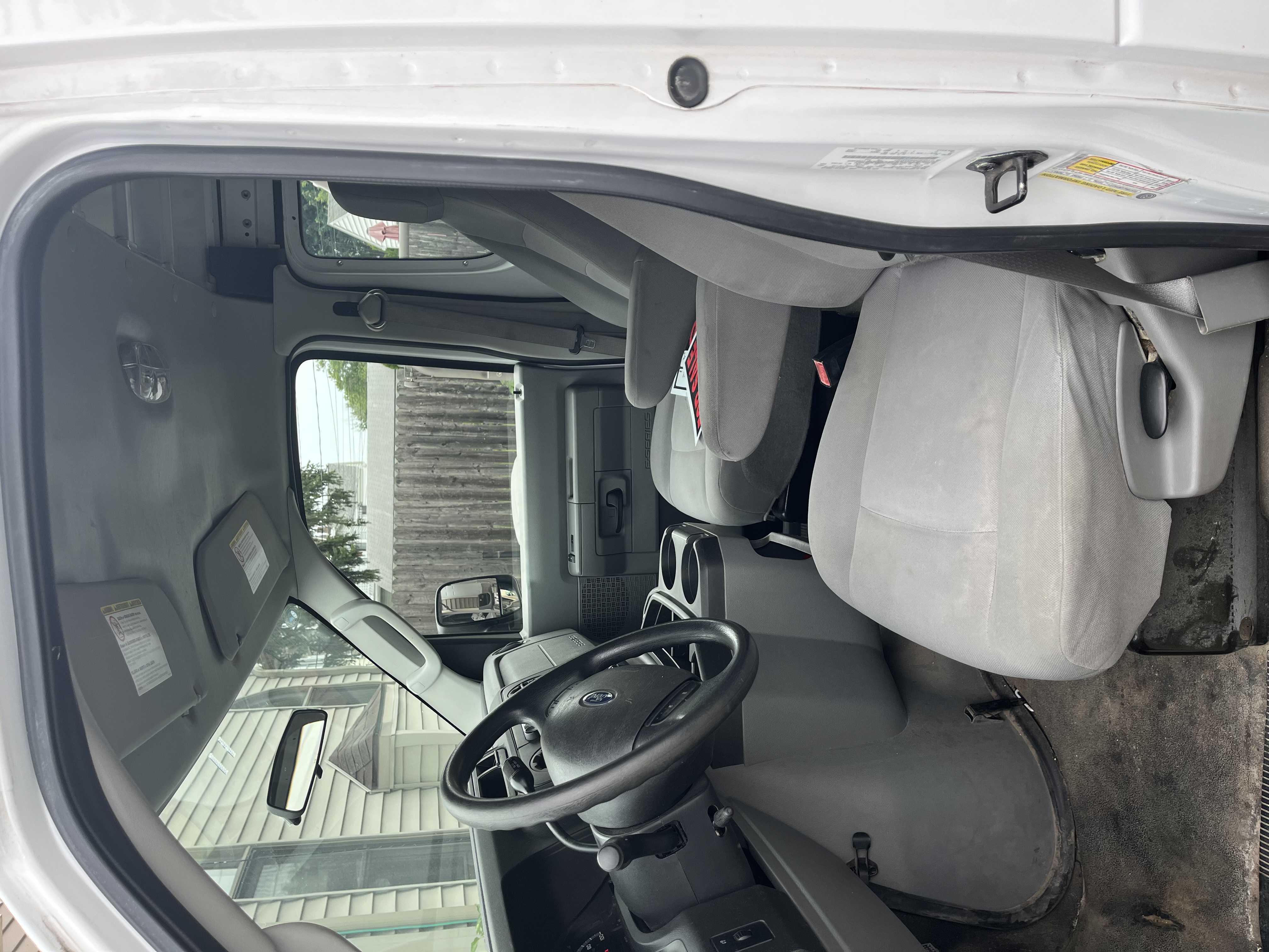 Used 2013 Ford E-250 and Econoline 250 w/ PWR Group RWD image 5