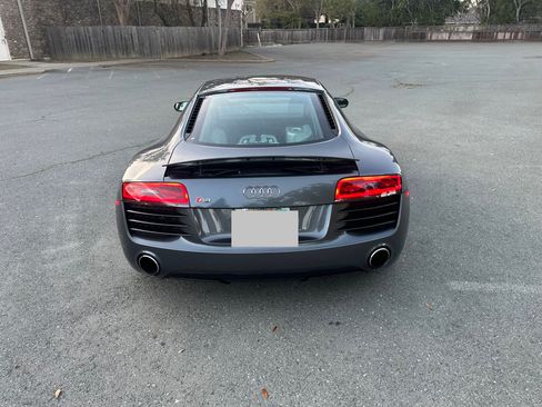 Used 2014 Audi R8 V8 image 6