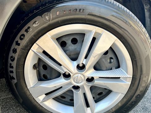 Used 2021 Nissan Kicks S FWD image 24
