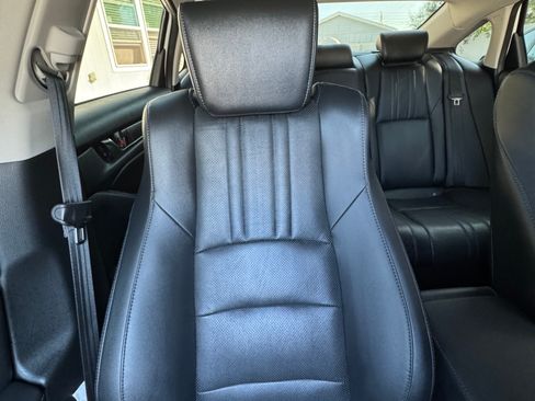 Used 2021 Honda Accord Touring image 13