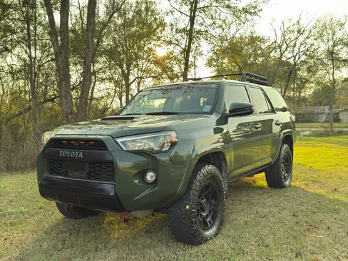 Used 2020 Toyota 4Runner TRD Pro image 2