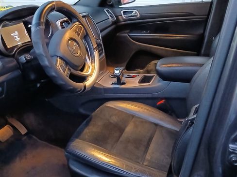 Used 2014 Jeep Grand Cherokee Altitude image 5