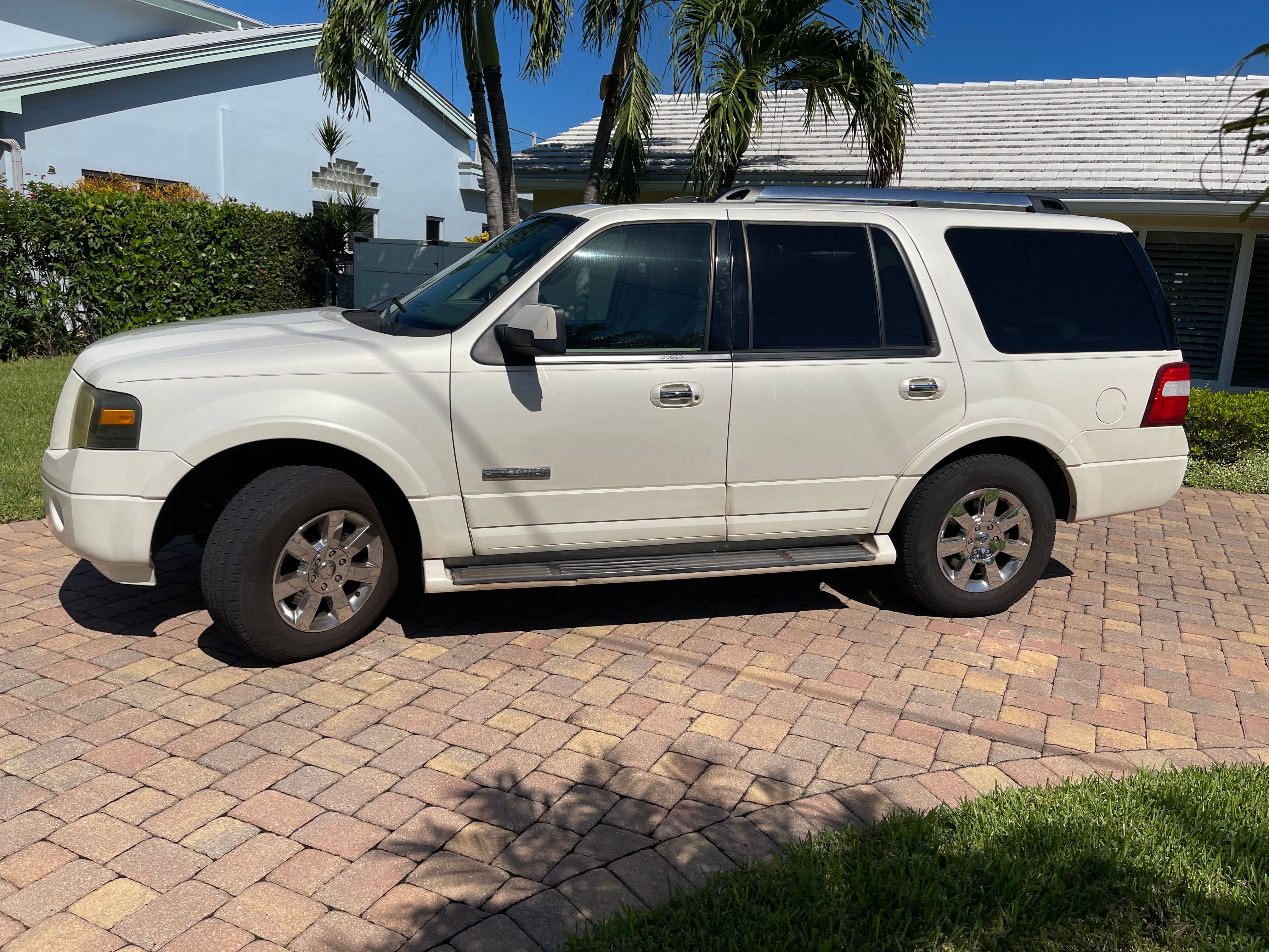 Used 2007 Ford Expedition Limited RWD image 4