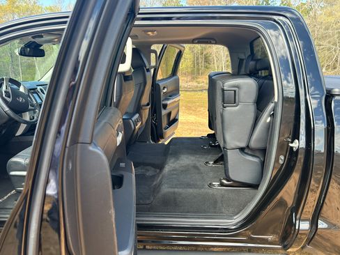 Used 2018 Toyota Tundra Limited w/ Limited Premium Package image 13