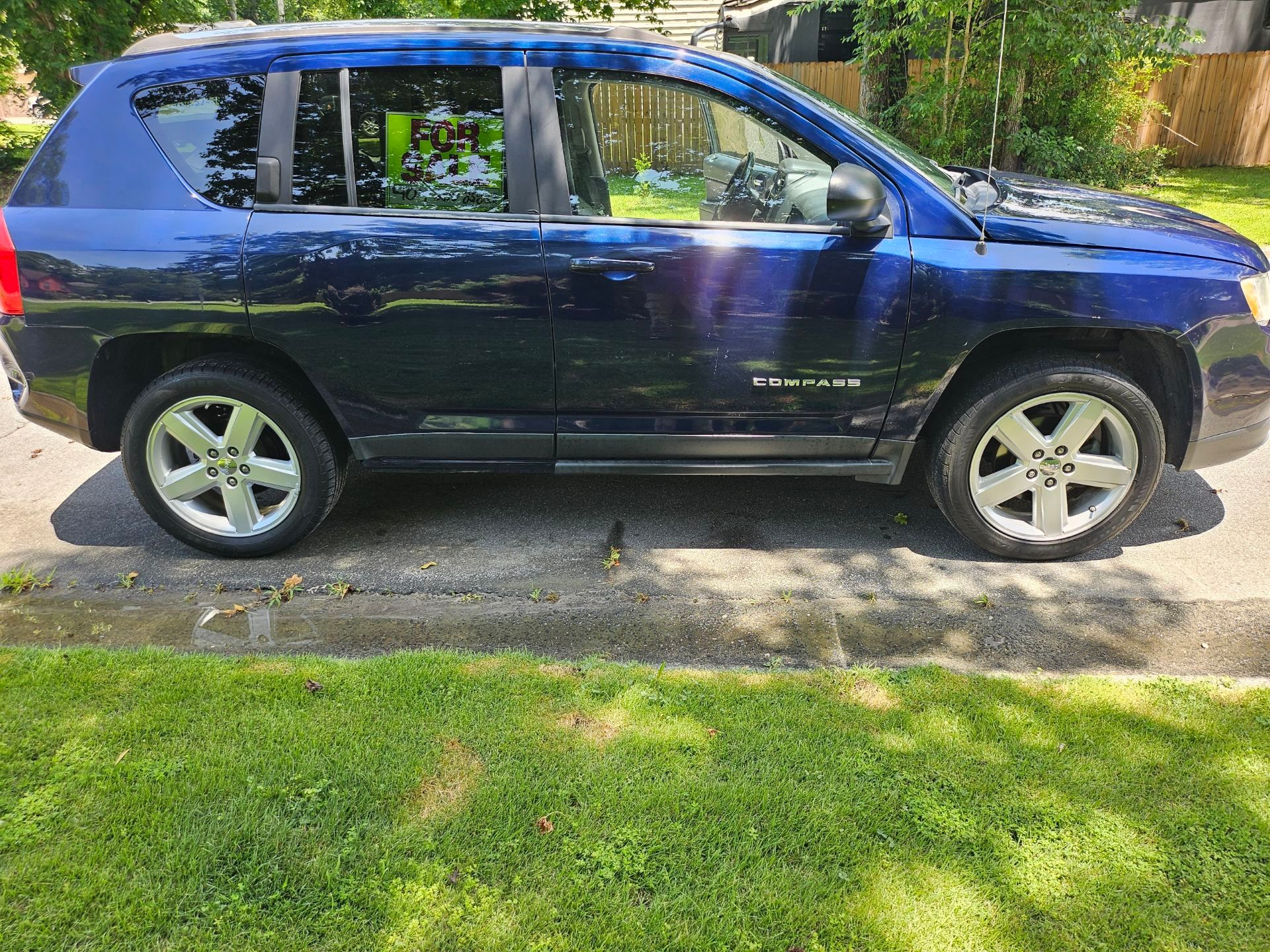 Used 2012 Jeep Compass Limited AWD/4WD image 8