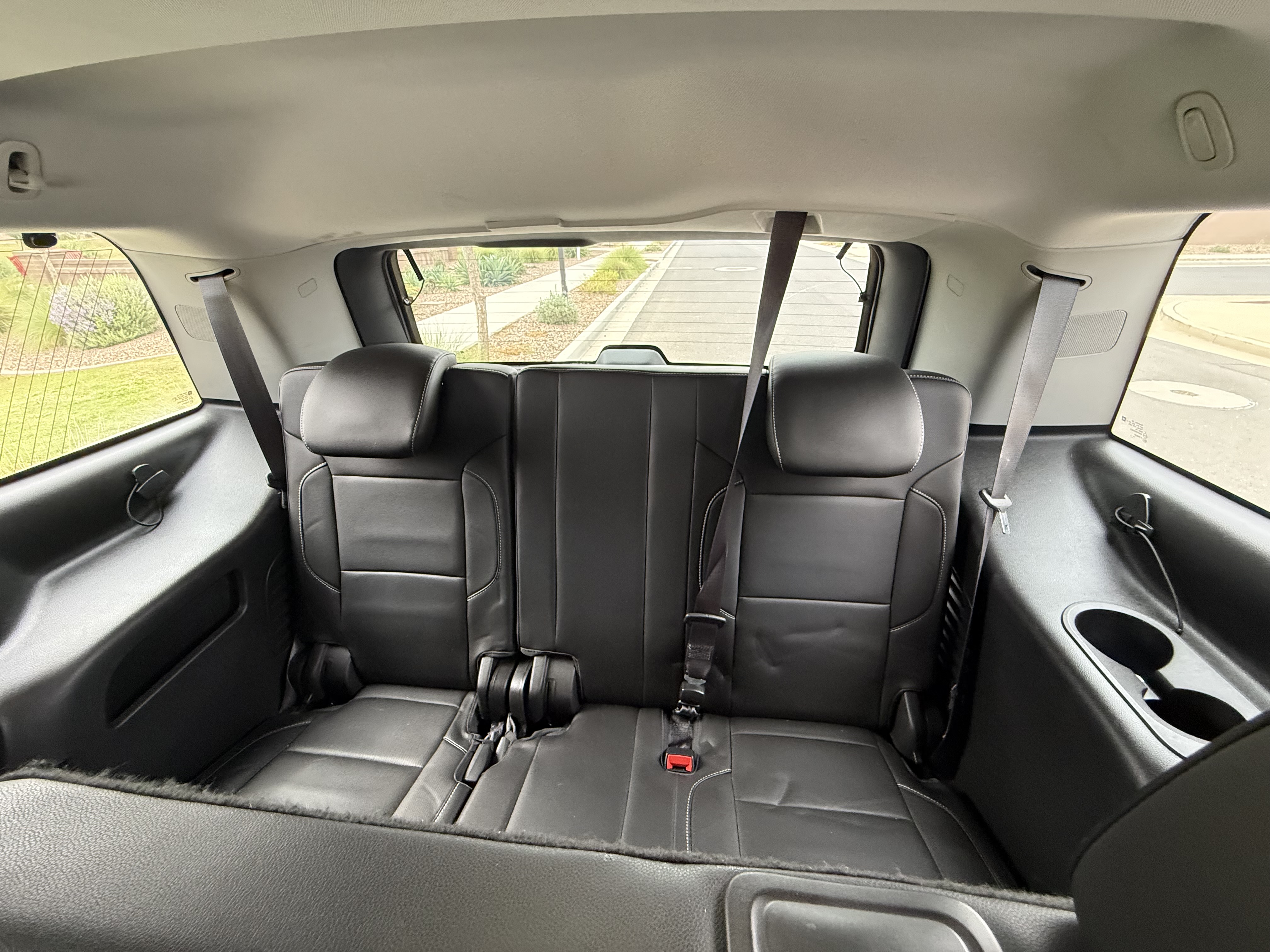 Used 2015 GMC Yukon SLT w/ HD Trailering Package RWD image 9