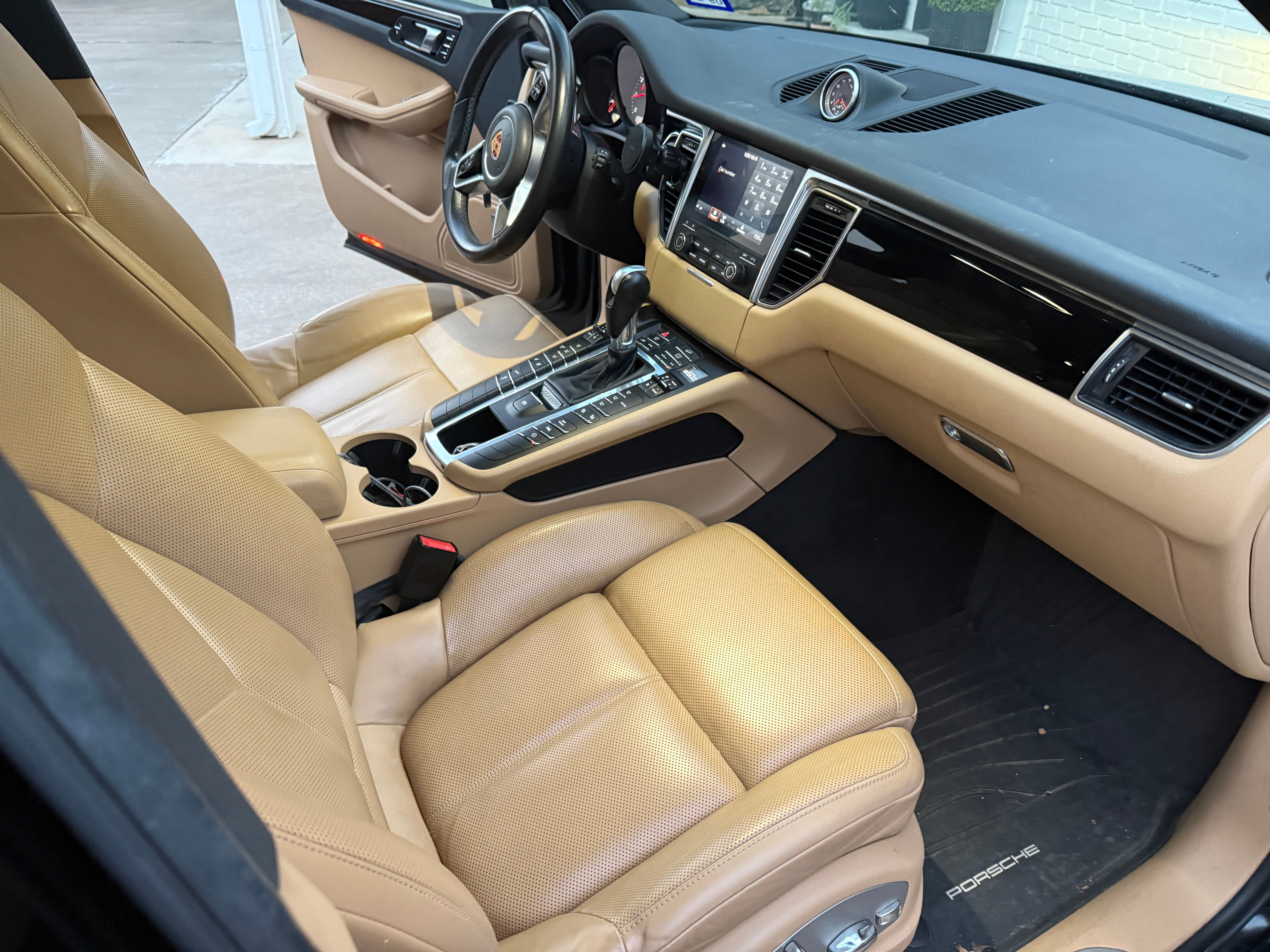 Used 2018 Porsche Macan S AWD/4WD image 22