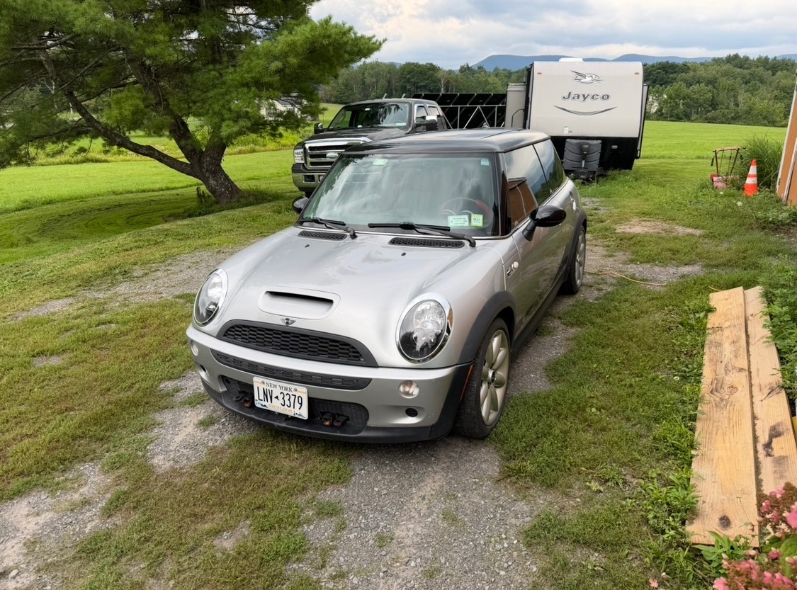 Used 2002 MINI Cooper S FWD image 1