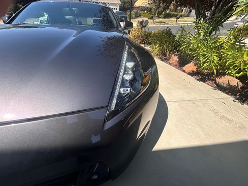 Used 2010 Nissan 370Z Touring w/ Sport Pkg RWD image 8