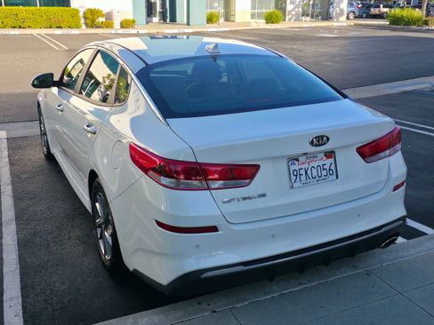 Used 2019 Kia Optima LX image 8