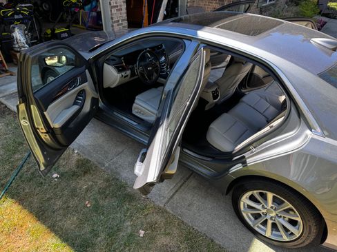 Used 2019 Cadillac CTS AWD Sedan image 2