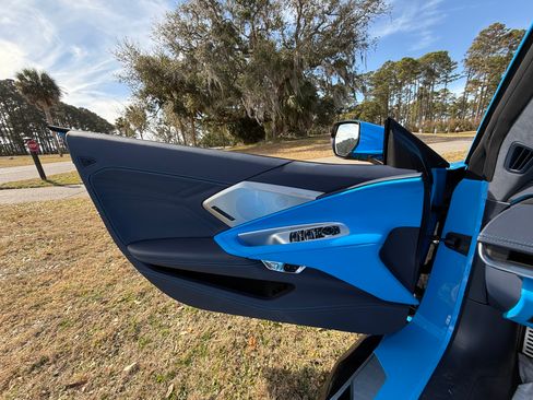 Used 2025 Chevrolet Corvette Z06 image 17