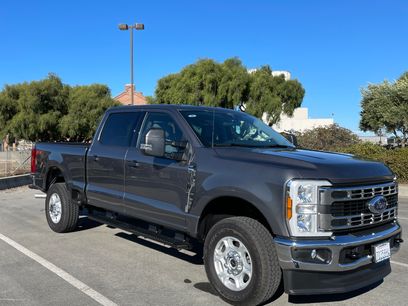 Used 2025 Ford F250 XLT w/ FX4 Off-Road Package