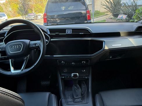 Used 2024 Audi Q3 2.0T Premium Plus image 8