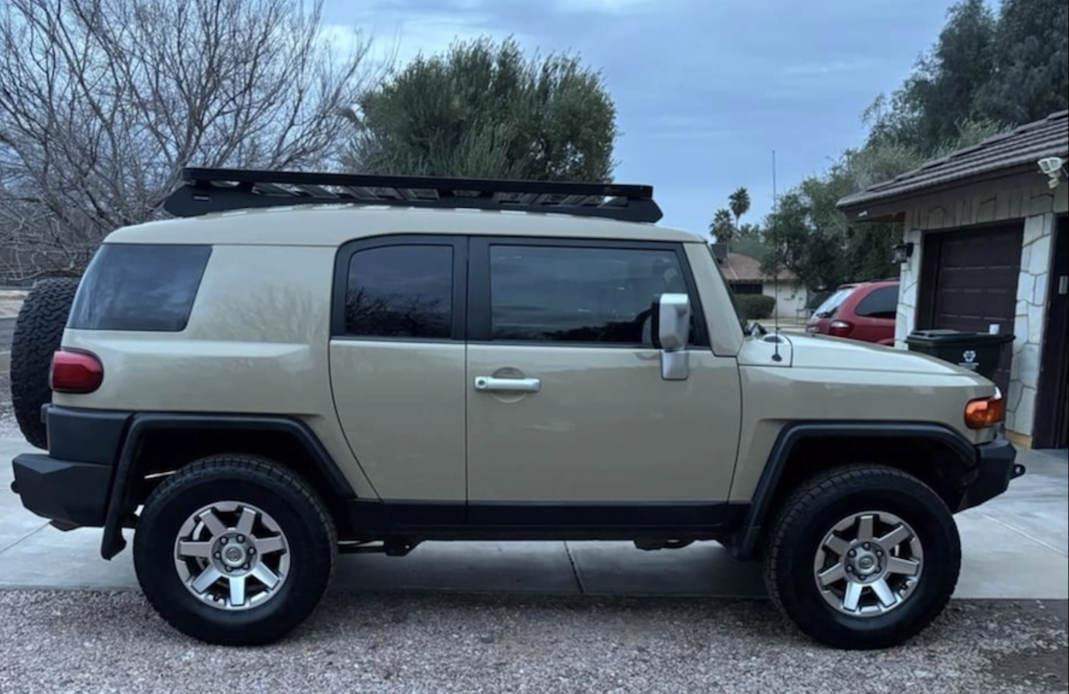 Used 2014 Toyota FJ Cruiser 4WD w/ Upgrade Package image 10