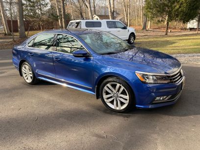 Used 2017 Volkswagen Passat 1.8T SE