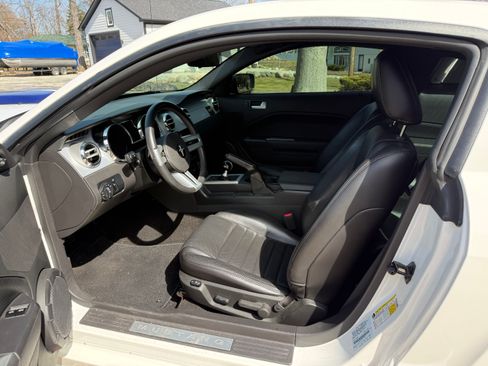 Used 2006 Ford Mustang GT Premium image 12