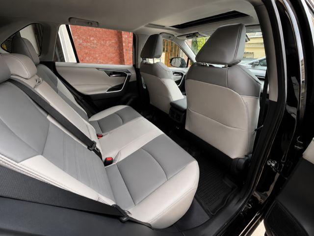 Used 2025 Toyota RAV4 XLE Premium w/ Weather Package AWD/4WD image 12