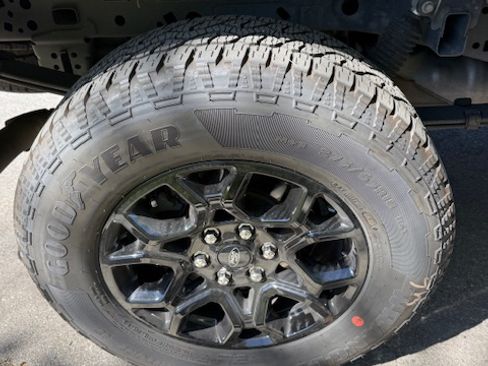 Used 2021 Ford F150 XLT w/ Equipment Group 302A High image 18