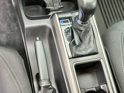 Used 2021 Toyota Tacoma SR5 image 10