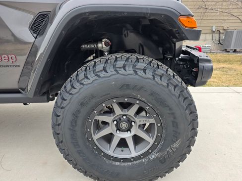 Used 2020 Jeep Gladiator Rubicon image 15