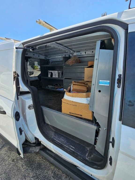 Used 2015 Ford Transit Connect XLT FWD image 14