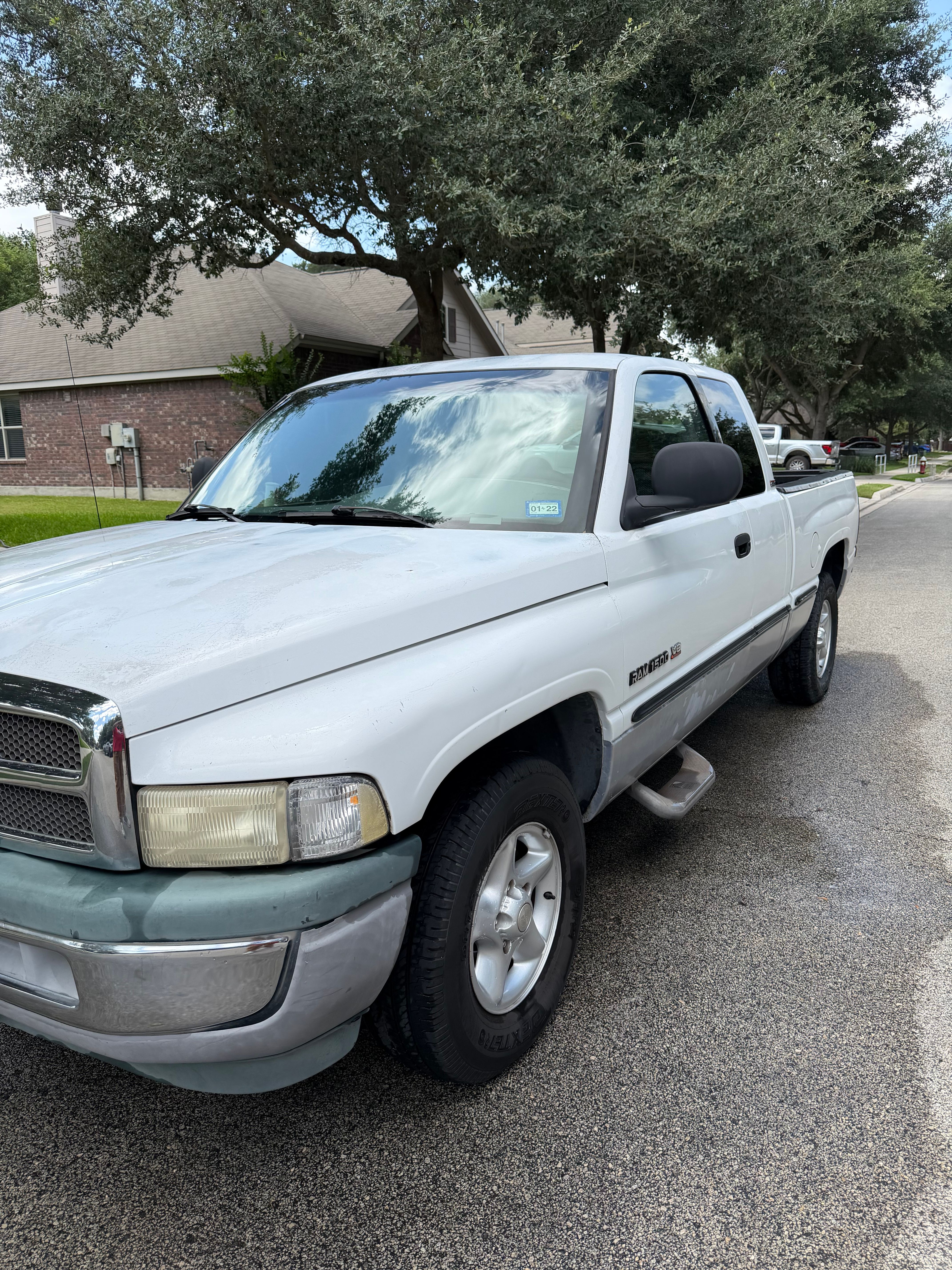 Used 1999 Dodge Ram 1500 Truck 2WD Quad Cab image 2