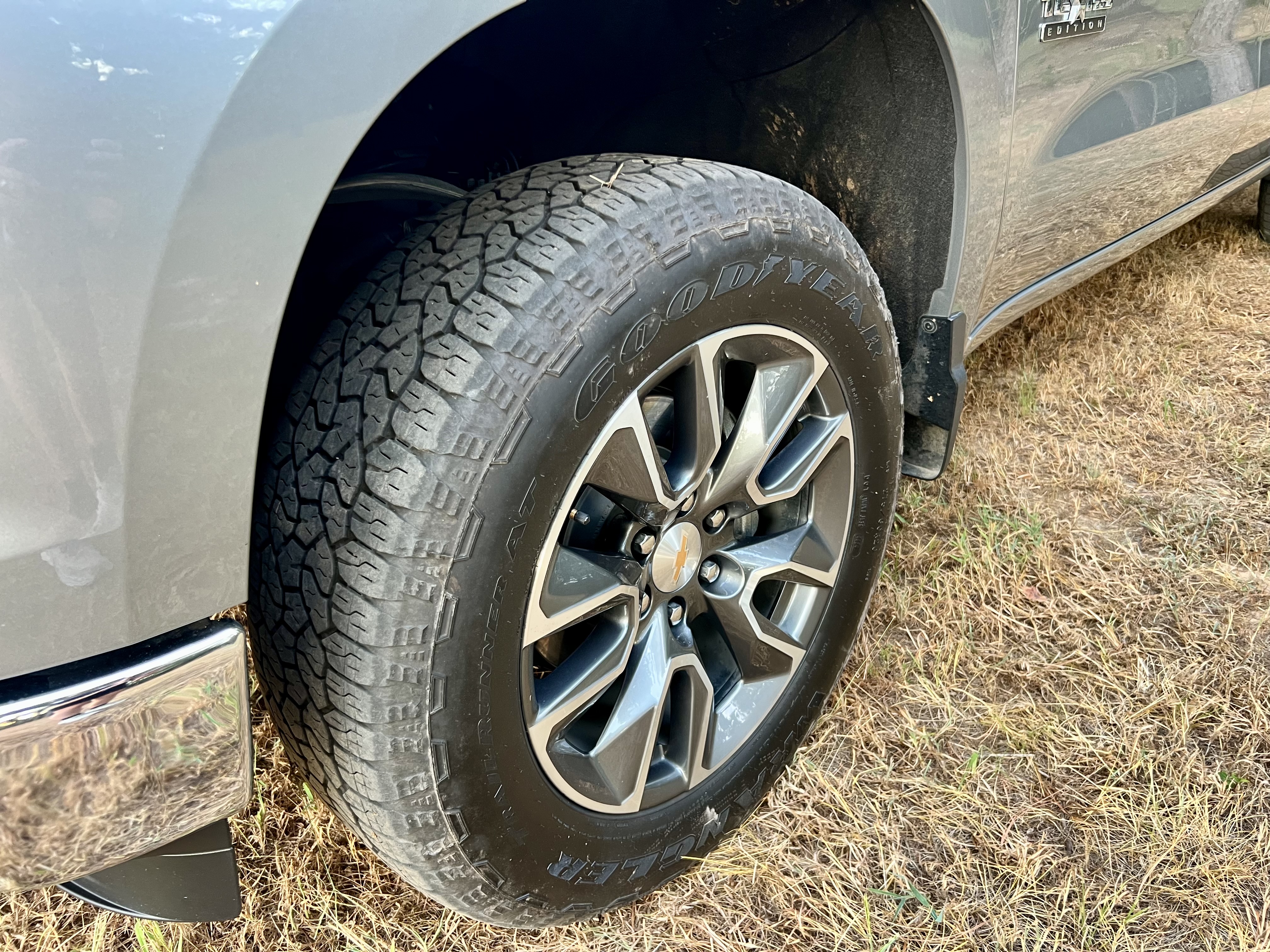 Used 2025 Chevrolet Silverado 1500 LT w/ Texas Edition Plus RWD image 16