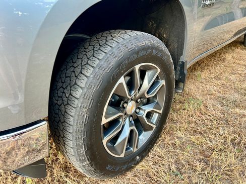 Used 2025 Chevrolet Silverado 1500 LT w/ Texas Edition Plus RWD image 16