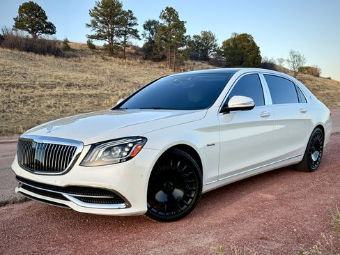 Used 2020 Mercedes-Benz Maybach S 560 4MATIC image 4