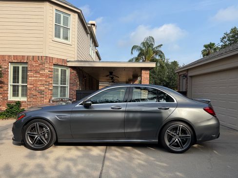 Used 2019 Mercedes-Benz C 63 AMG Sedan image 6