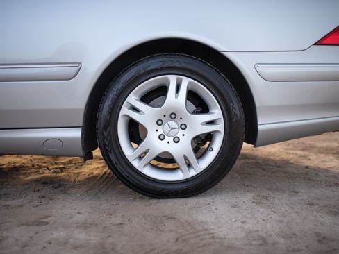 Used 2004 Mercedes-Benz CL 500 image 24