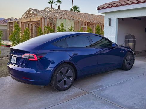 Used 2022 Tesla Model 3 Long Range image 5