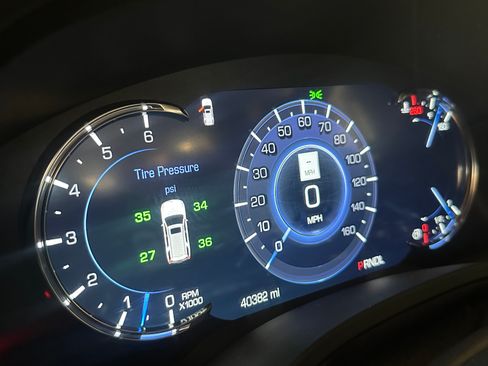 Used 2020 Cadillac Escalade ESV Platinum image 6