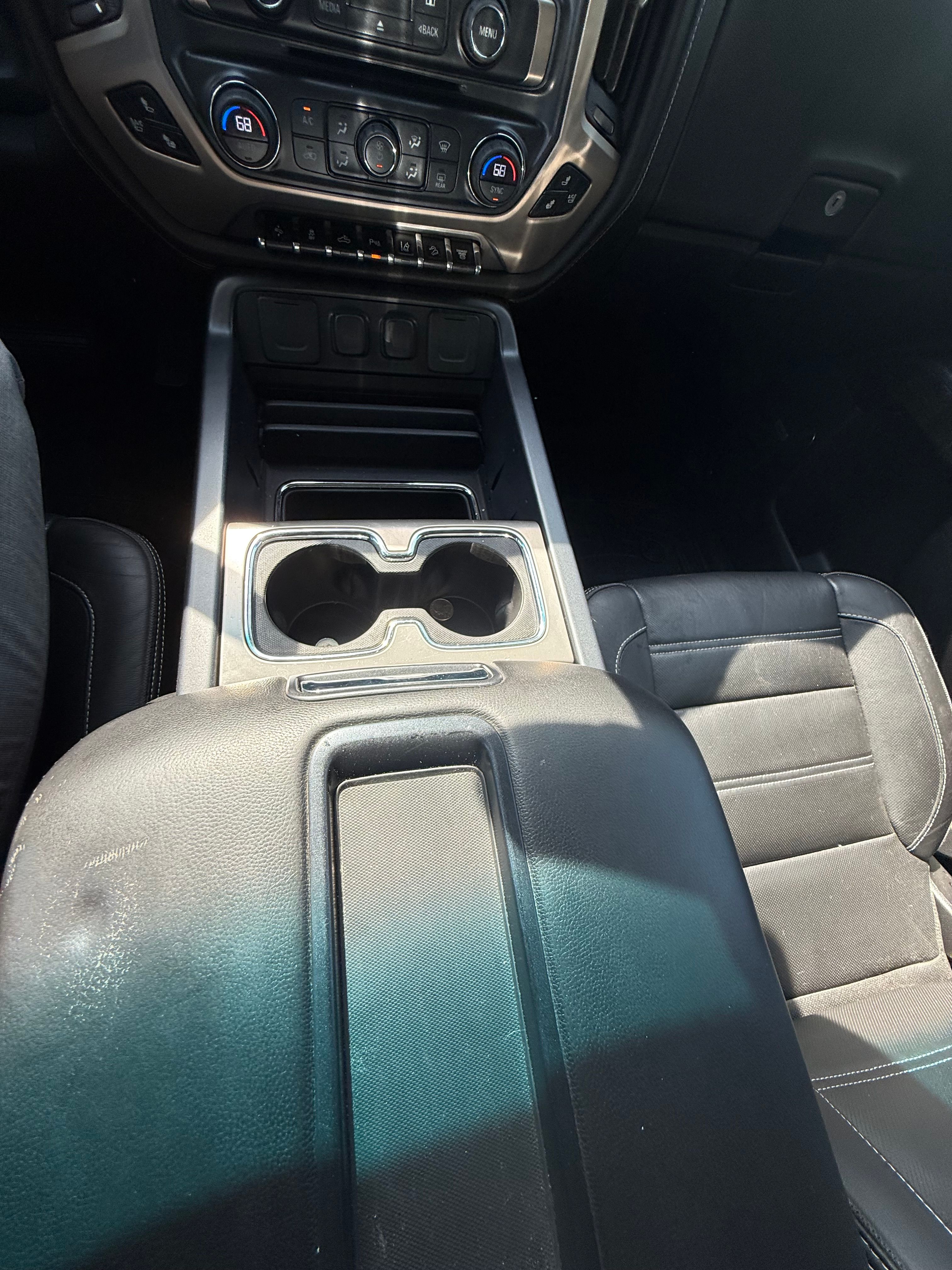 Used 2015 GMC Sierra 2500 Denali w/ Duramax Plus Package AWD/4WD image 14